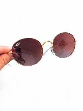 Ray-Ban Women’s Oval Round Gold Frame Summer Vacation Sunglasses
